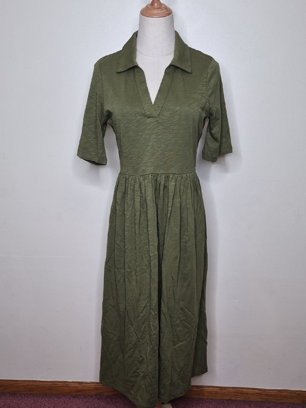 Aria Collared Jersey Dress In Promenade Green 2P